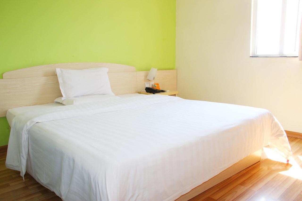 7Days Inn Guiyang Baiyun Platinum Exteriör bild
